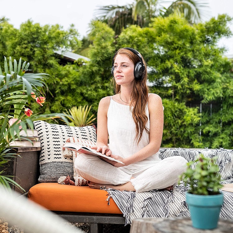 bose noise cancelling headphones 700