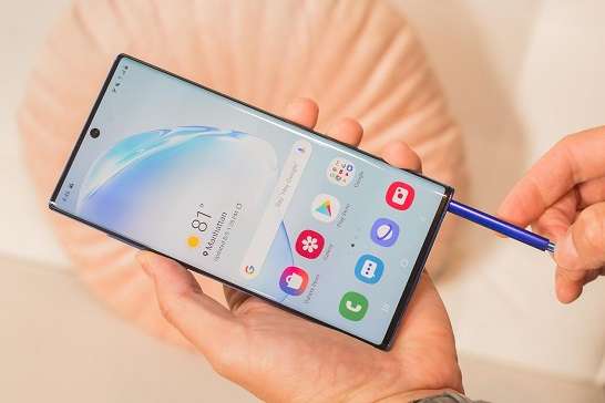 galaxy note 10 vs. the rumored iphone 11 galaxy note 10 vs. the rumored iphone 11