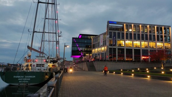 Vivo X51 5G im Test: Erstes Smartphone mit Gimbal-Videostabilisierung Vivo X51 5G im Test: Erstes Smartphone mit Gimbal-Videostabilisierung