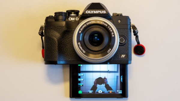 Olympus OM-D E-M10 IV: Test der Systemkamera Olympus OM-D E-M10 IV: Test der Systemkamera