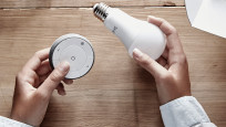 Smarte Lampen: Philips Hue, Trådfri, Osram, Tint & Co. im Vergleich Smarte Lampen: Philips Hue, Trådfri, Osram, Tint & Co. im Vergleich