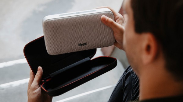Teufel Motiv Go im Test: Druckvoller Sound im Handtaschen-Format Teufel Motiv Go im Test: Druckvoller Sound im Handtaschen-Format