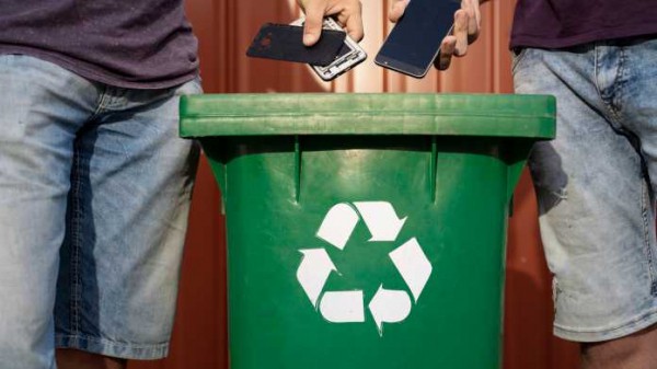 
    Reparierbarer und aufrüstbarer "Framework-Laptop" soll Müll vermeiden
  