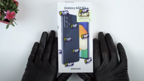 Vor dem Samsung-Event: Ein Video zeigt das Galaxy A52 im Unboxing Vor dem Samsung-Event: Ein Video zeigt das Galaxy A52 im Unboxing