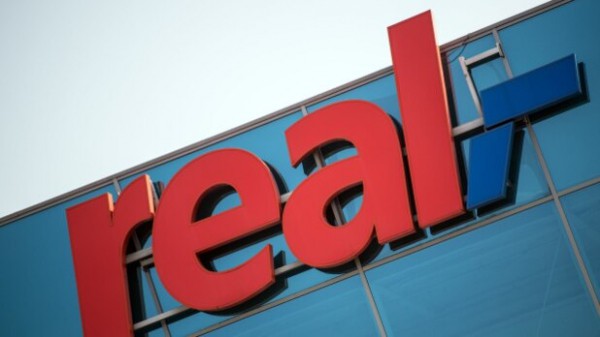 Zerschlagung von real: Kampf um die verbleibenden Filialen spitzt sich zu Zerschlagung von real: Kampf um die verbleibenden Filialen spitzt sich zu