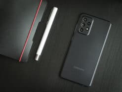 Top-Handy für wenig Geld? Deshalb musst du 2021 nicht mehr als 350 Euro ausgeben Top-Handy für wenig Geld? Deshalb musst du 2021 nicht mehr als 350 Euro ausgeben