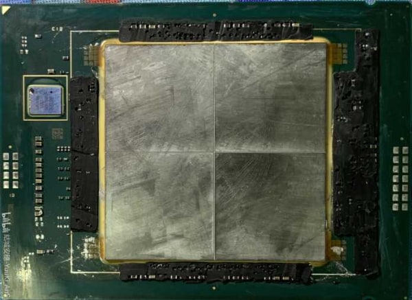 Intel "Sapphire Rapids-SP": 56 CPU-Kerne mit 350 Watt Leistungsaufnahme
   
    Intel "Sapphire Rapids-SP": 56 CPU-Kerne mit 350 Watt Leistungsaufnahme