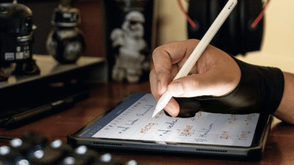 
    iPad-Handschrifterkennung: Weitere Funktionen auf Deutsch verfügbar
  