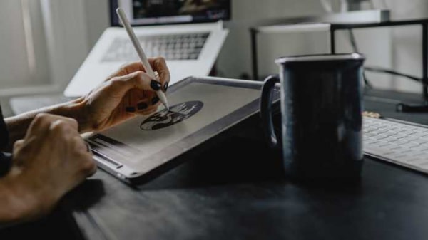 
    iPad-Handschrifterkennung: Weitere Funktionen auf Deutsch verfügbar
  