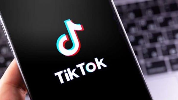 Tiktok lässt Videos mit bis zu drei Minuten zu
   
    Tiktok lässt Videos mit bis zu drei Minuten zu