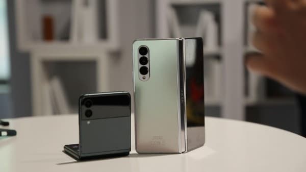 Samsung präsentiert Galaxy Flip3 und Fold 3 Samsung präsentiert Galaxy Flip3 und Fold 3